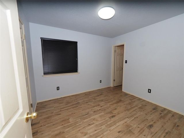 1161 Kentra DR W, Pflugerville, TX 78660