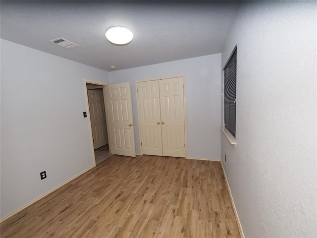 1161 Kentra DR W, Pflugerville, TX 78660