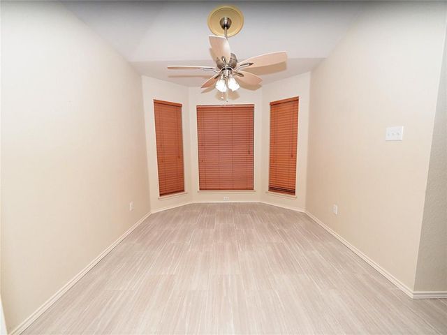 1161 Kentra DR W, Pflugerville, TX 78660