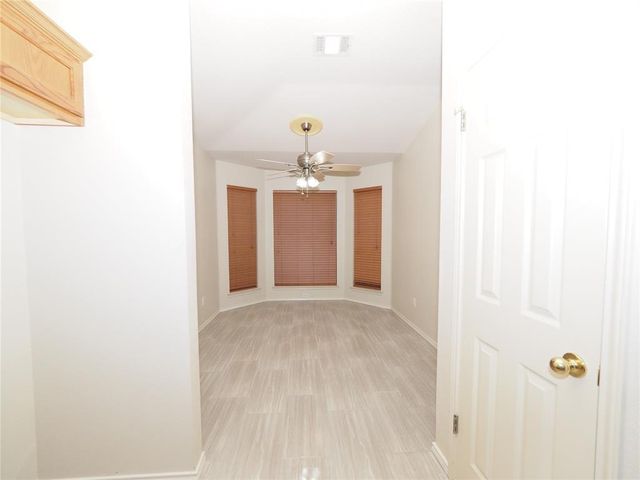 1161 Kentra DR W, Pflugerville, TX 78660