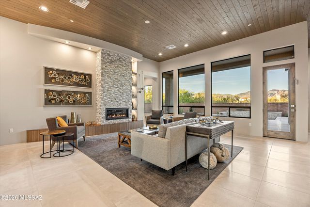 12406 N Durham Wash Drive, Marana, AZ 85658