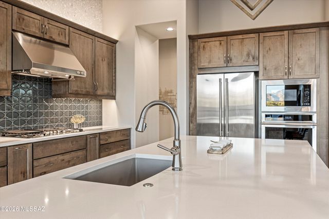 12406 N Durham Wash Drive, Marana, AZ 85658