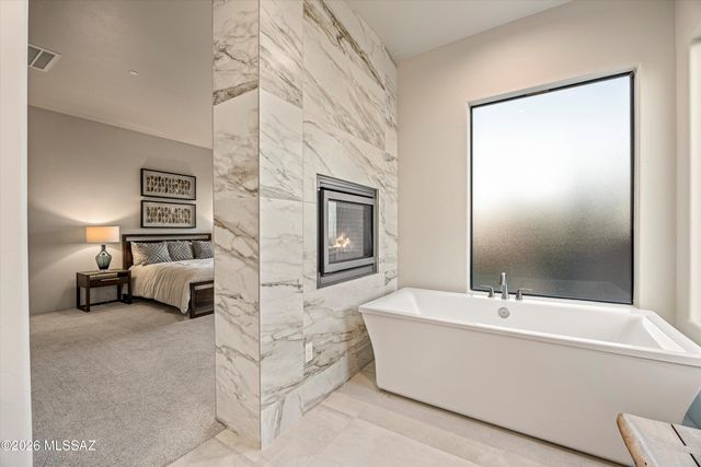 12406 N Durham Wash Drive, Marana, AZ 85658