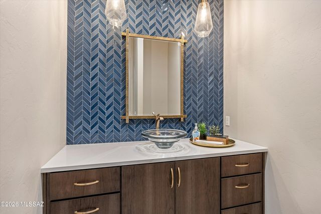 12406 N Durham Wash Drive, Marana, AZ 85658