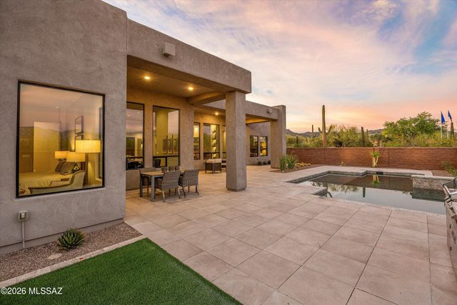 12406 N Durham Wash Drive, Marana, AZ 85658