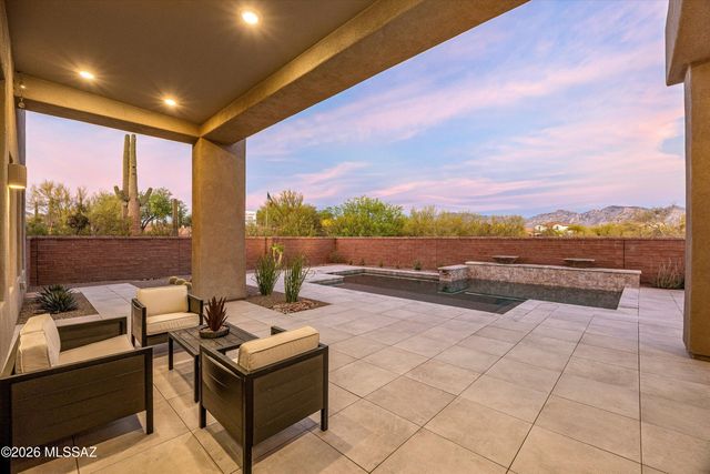 12406 N Durham Wash Drive, Marana, AZ 85658