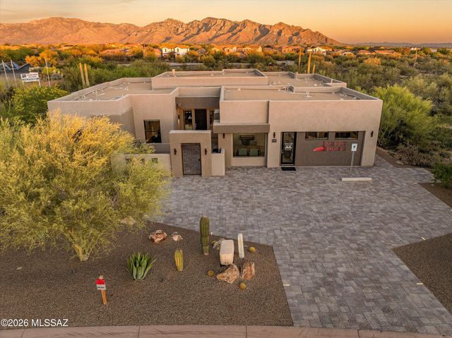 12406 N Durham Wash Drive, Marana, AZ 85658