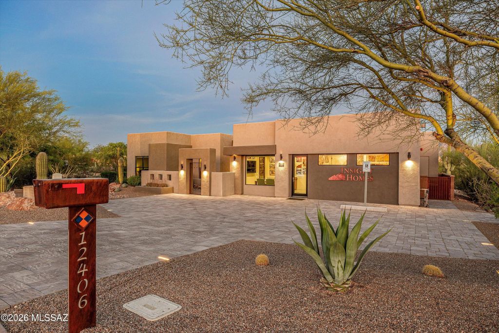 12406 N Durham Wash Drive, Marana, AZ 85658