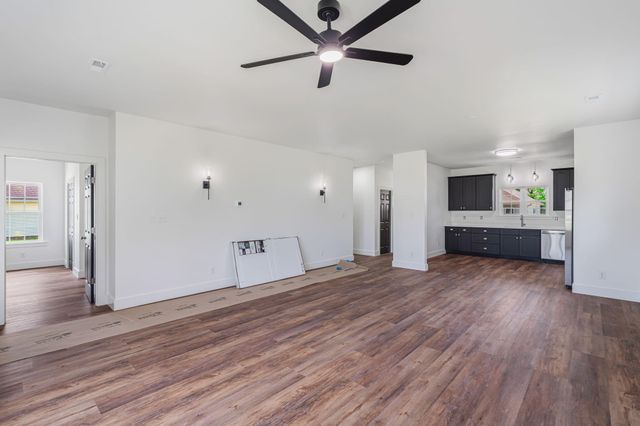 927 Stratford Avenue, Sweetwater, TN 37874