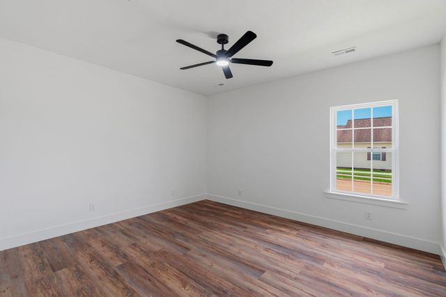 927 Stratford Avenue, Sweetwater, TN 37874