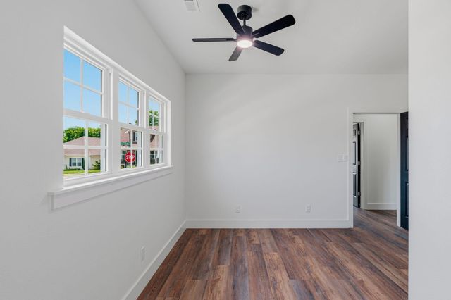 927 Stratford Avenue, Sweetwater, TN 37874