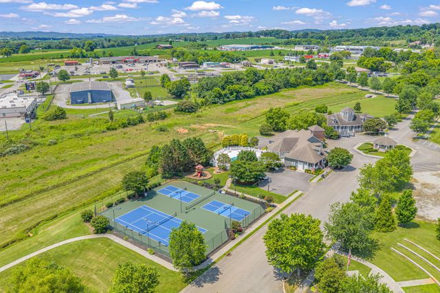 927 Stratford Avenue, Sweetwater, TN 37874