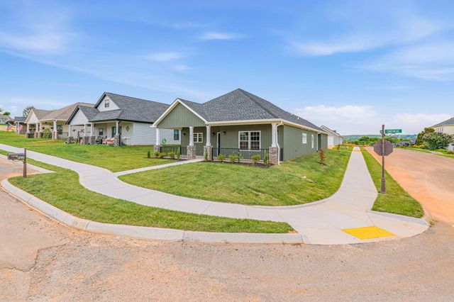 927 Stratford Avenue, Sweetwater, TN 37874