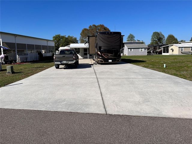 5062 SOUTHSHORE DRIVE, Polk City, FL 33868