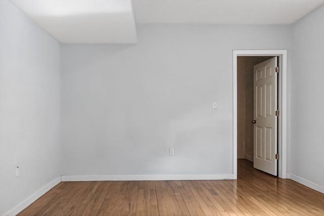 247 Pilgrim Ave 2, Worcester, MA 01604