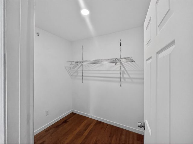 247 Pilgrim Ave 2, Worcester, MA 01604