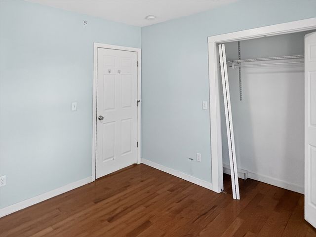 247 Pilgrim Ave 2, Worcester, MA 01604