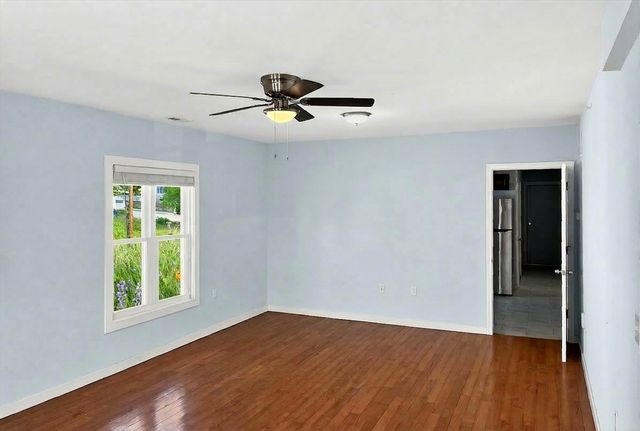 247 Pilgrim Ave 2, Worcester, MA 01604