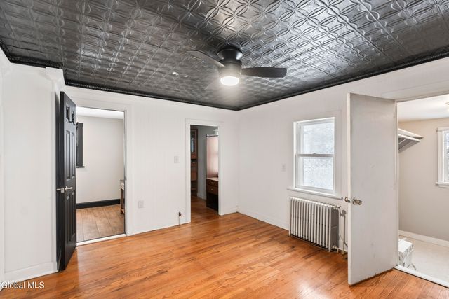 56 Middle Street, Waterford, NY 12188