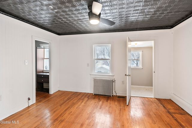 56 Middle Street, Waterford, NY 12188