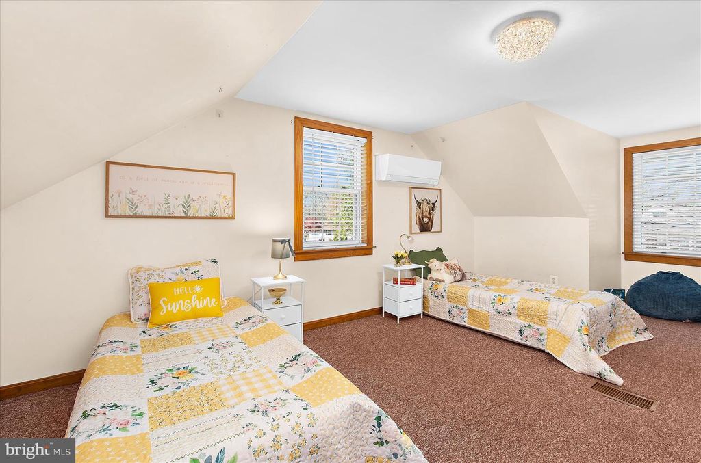 Image 28 of property listing at 161 MARGATE DR, Glen Burnie, MD 21060