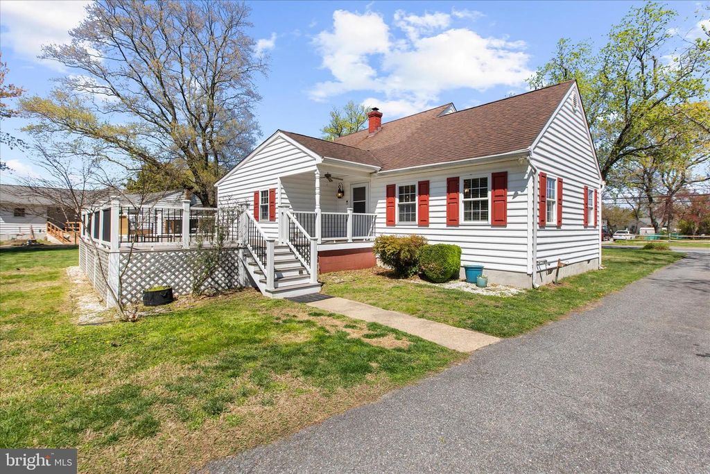 Image 35 of property listing at 161 MARGATE DR, Glen Burnie, MD 21060