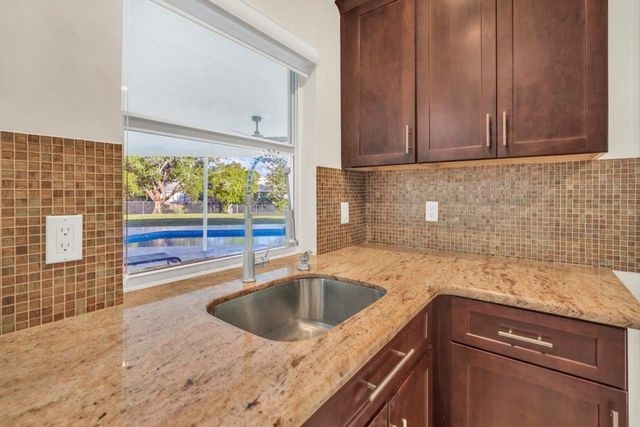 290 NW 65th Avenue, Margate, FL 33063