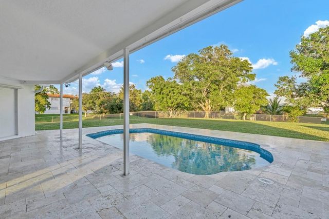 290 NW 65th Avenue, Margate, FL 33063