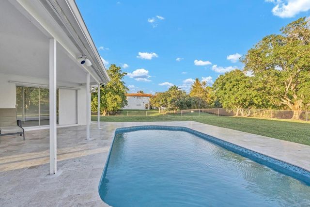 290 NW 65th Avenue, Margate, FL 33063