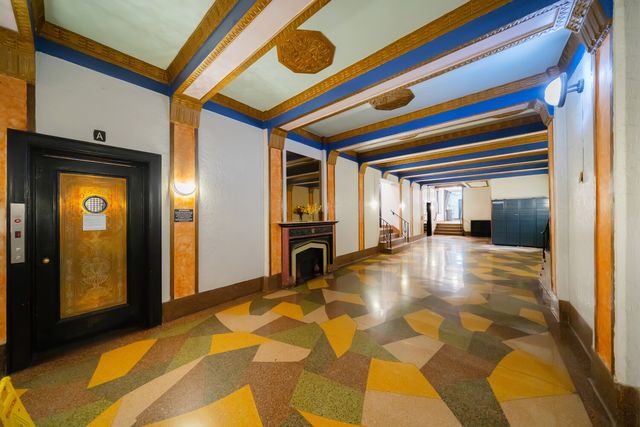 4141 41st St Apt 4G, New York City, NY 11104