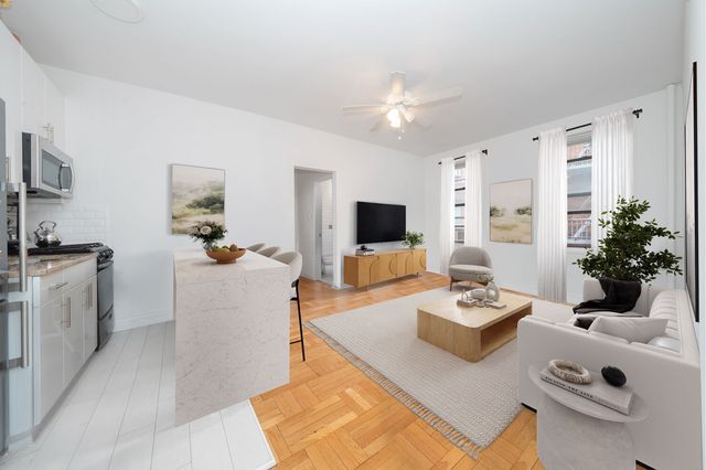4141 41st St Apt 4G, New York City, NY 11104