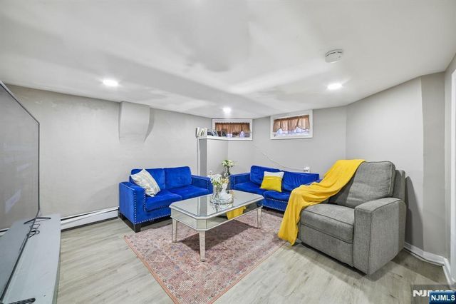 7 Belle Avenue, Paterson, NJ 07522