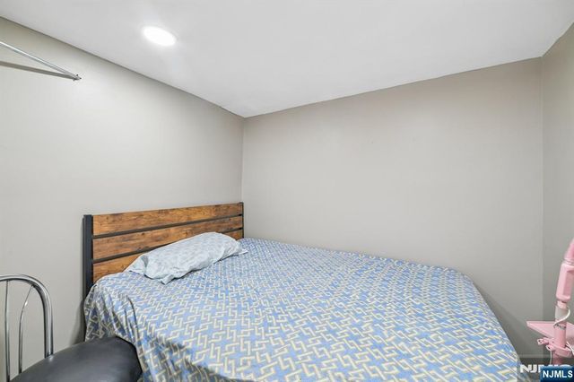 7 Belle Avenue, Paterson, NJ 07522