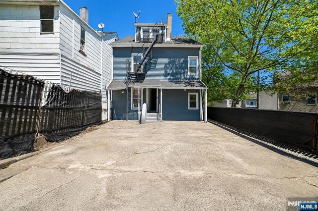 7 Belle Avenue, Paterson, NJ 07522