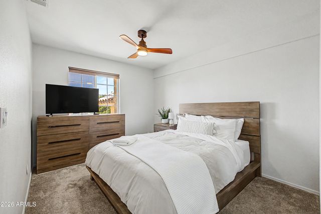 4337 E DESERT Lane, Gilbert, AZ 85234