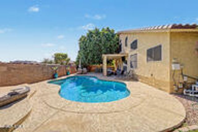 4337 E DESERT Lane, Gilbert, AZ 85234