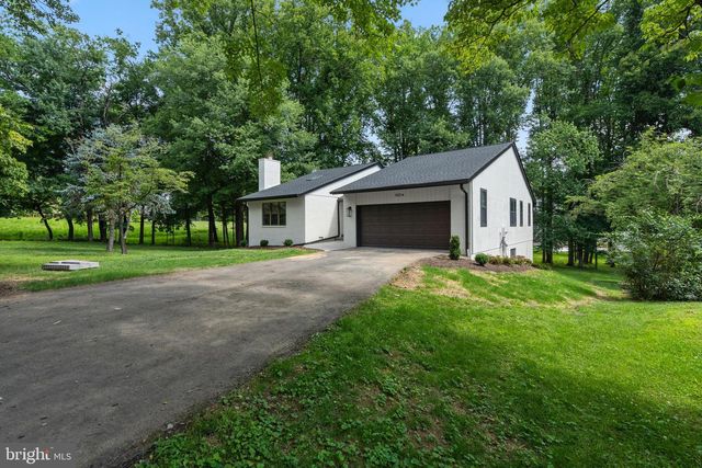 10514 BREVITY DR, Great Falls, VA 22066