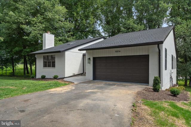 10514 BREVITY DR, Great Falls, VA 22066