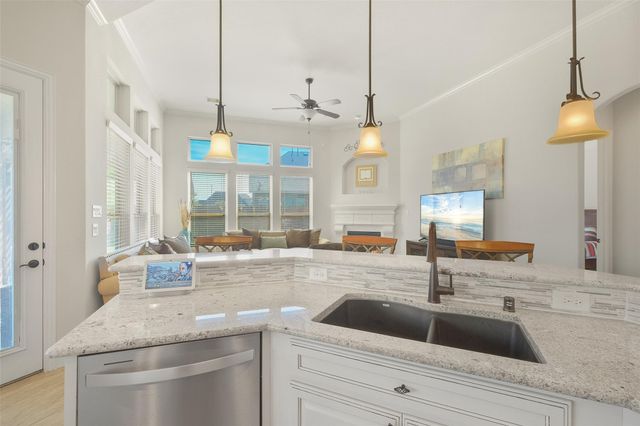 8111 Foster Gate Court, Richmond, TX 77407