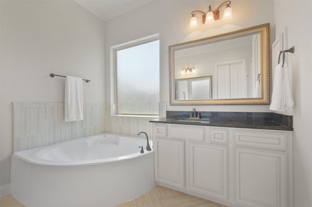 8111 Foster Gate Court, Richmond, TX 77407
