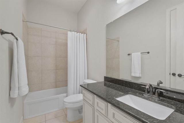 8111 Foster Gate Court, Richmond, TX 77407