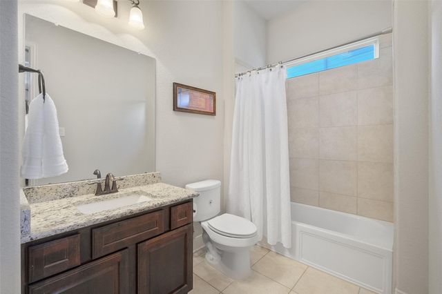 8111 Foster Gate Court, Richmond, TX 77407