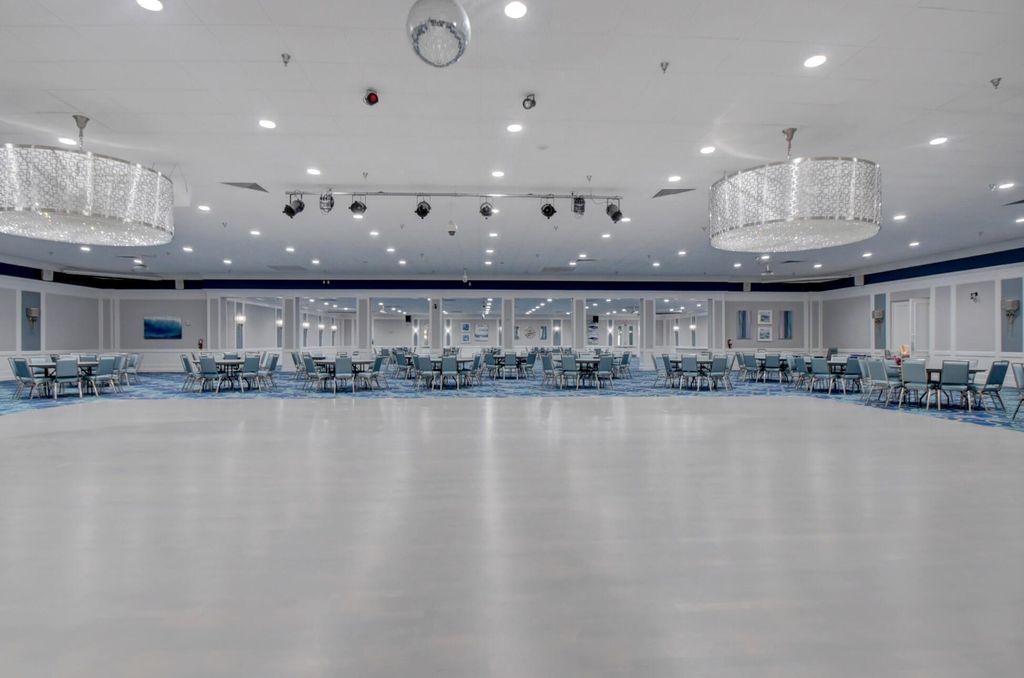 Image 49 of property listing at 234 Saxony E, Delray Beach, FL 33446