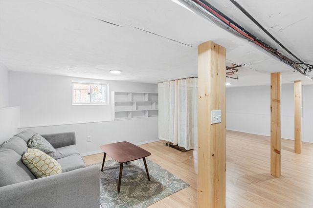 67 Prospect St, Watertown, MA 02472