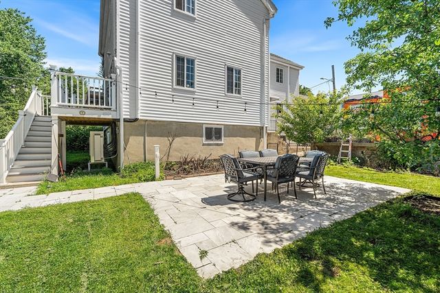 67 Prospect St, Watertown, MA 02472