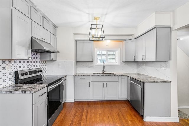 67 Prospect St, Watertown, MA 02472