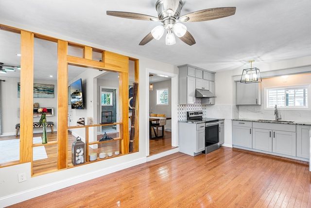 67 Prospect St, Watertown, MA 02472