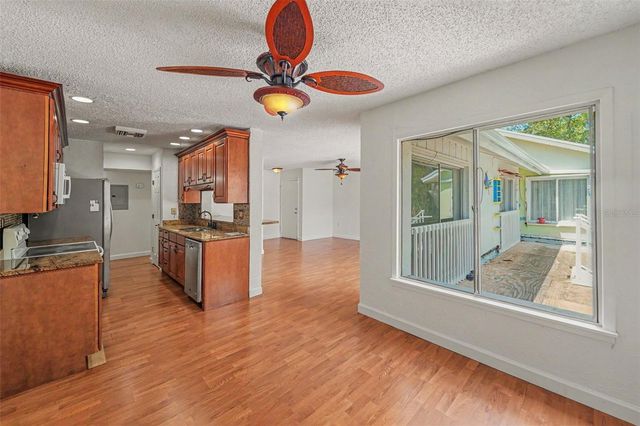 4105 38TH AVENUE S 75F, St Petersburg, FL 33711