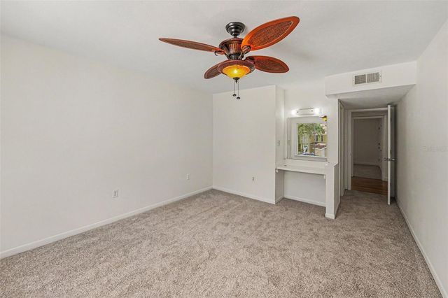 4105 38TH AVENUE S 75F, St Petersburg, FL 33711