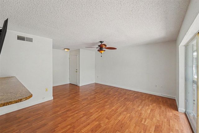 4105 38TH AVENUE S 75F, St Petersburg, FL 33711